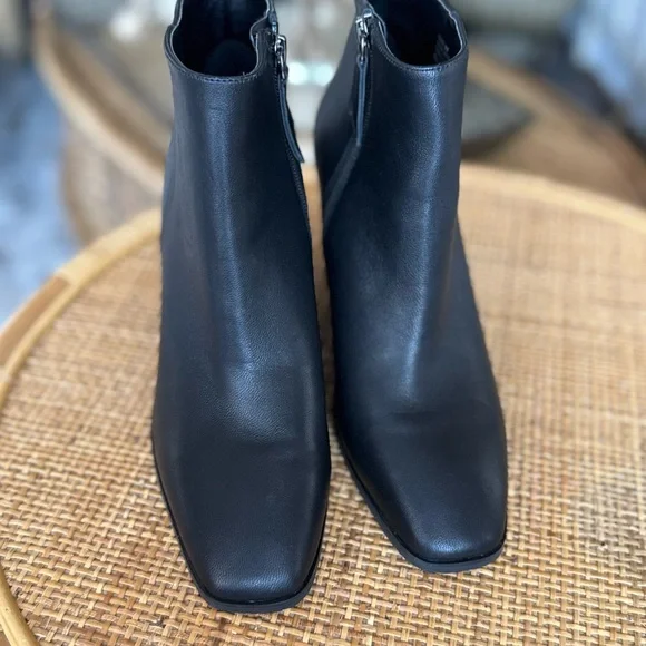 NYDJ soft leather  Black Heeled Boots - Picture 2 of 10